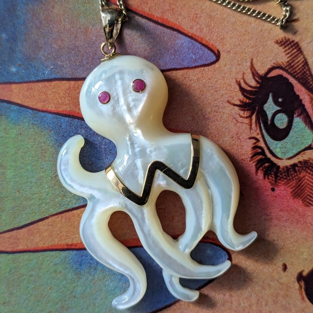 14k Ross-Simons Octopus Mother of Pearl Pendant